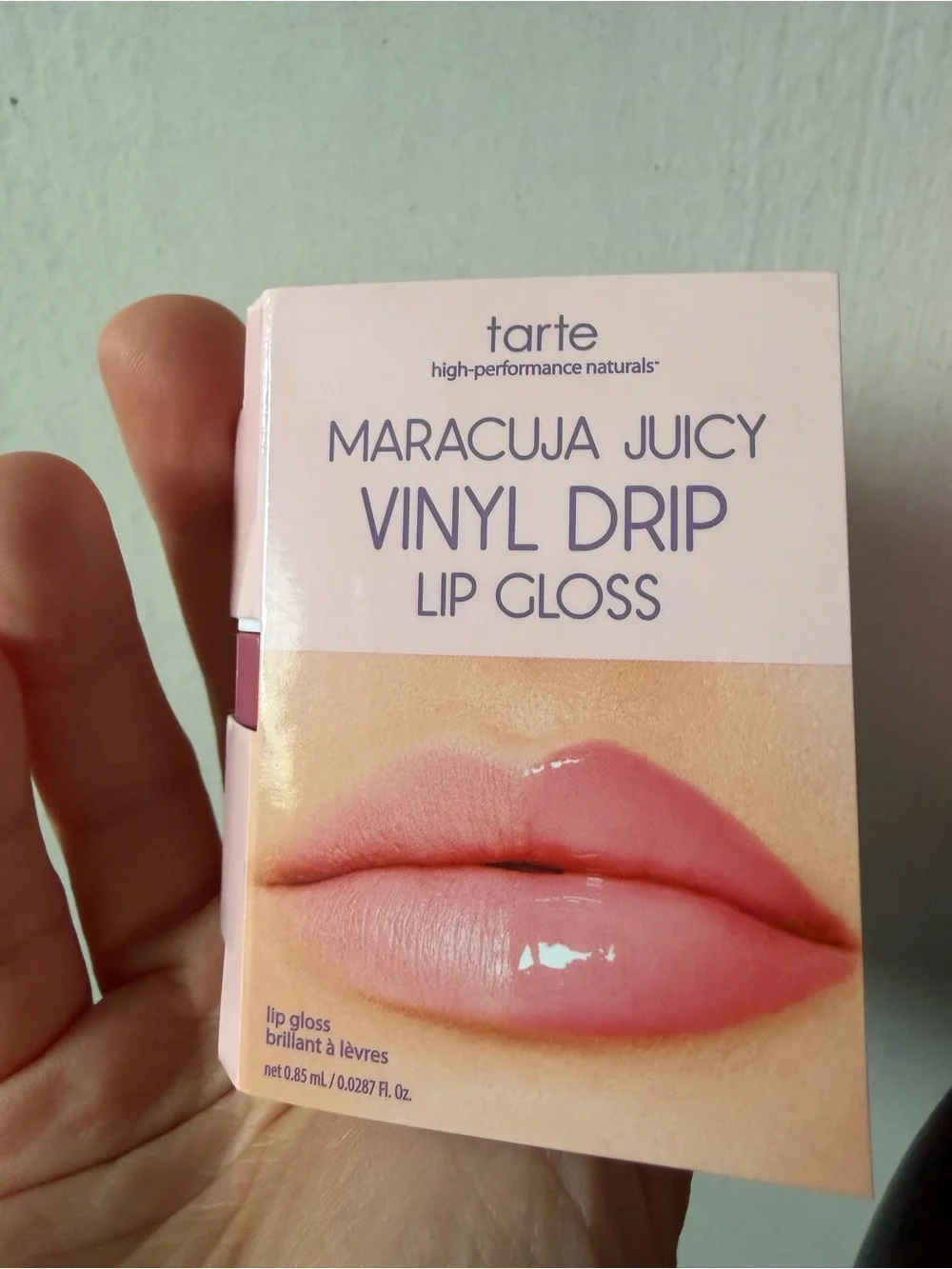 New 10 piece Makeup products (lipstick,primer & eyebrow, Makeup bag & more)